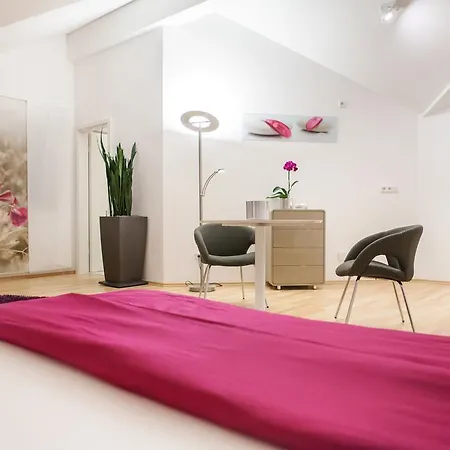 بيت ضيافة Schoene Aussicht 3*